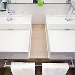 فندق آرتي كوفستيين
