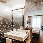 فندق آرتي 4*